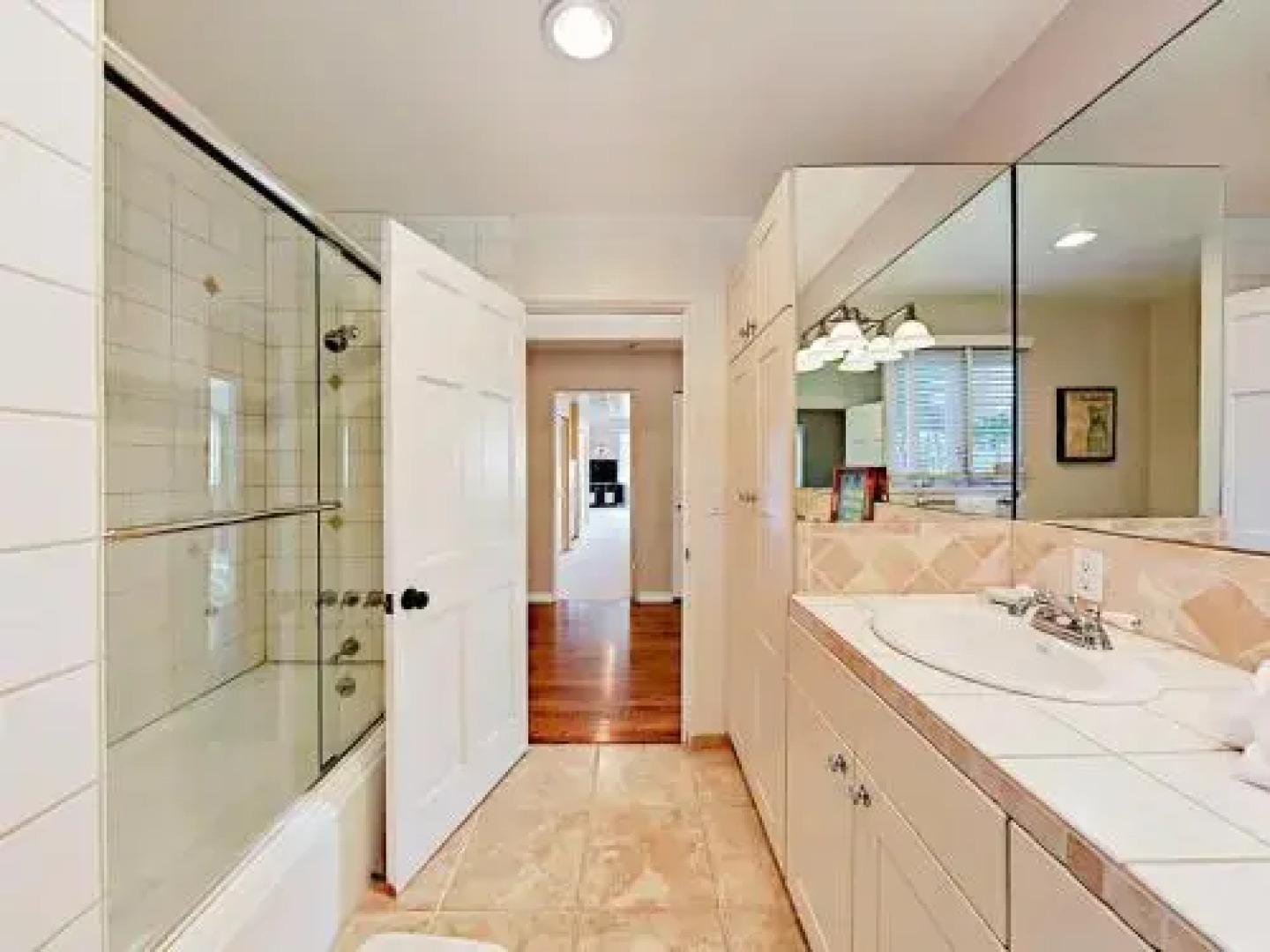 6621 Azorena Lane House - 4 Br home by RedAwning