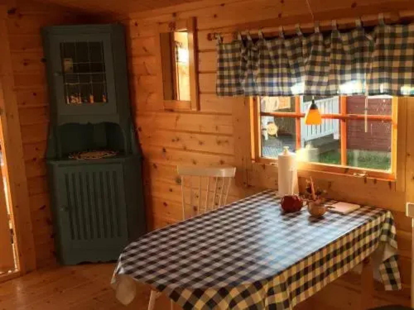 Stuga vid Hedenäsets stencafé