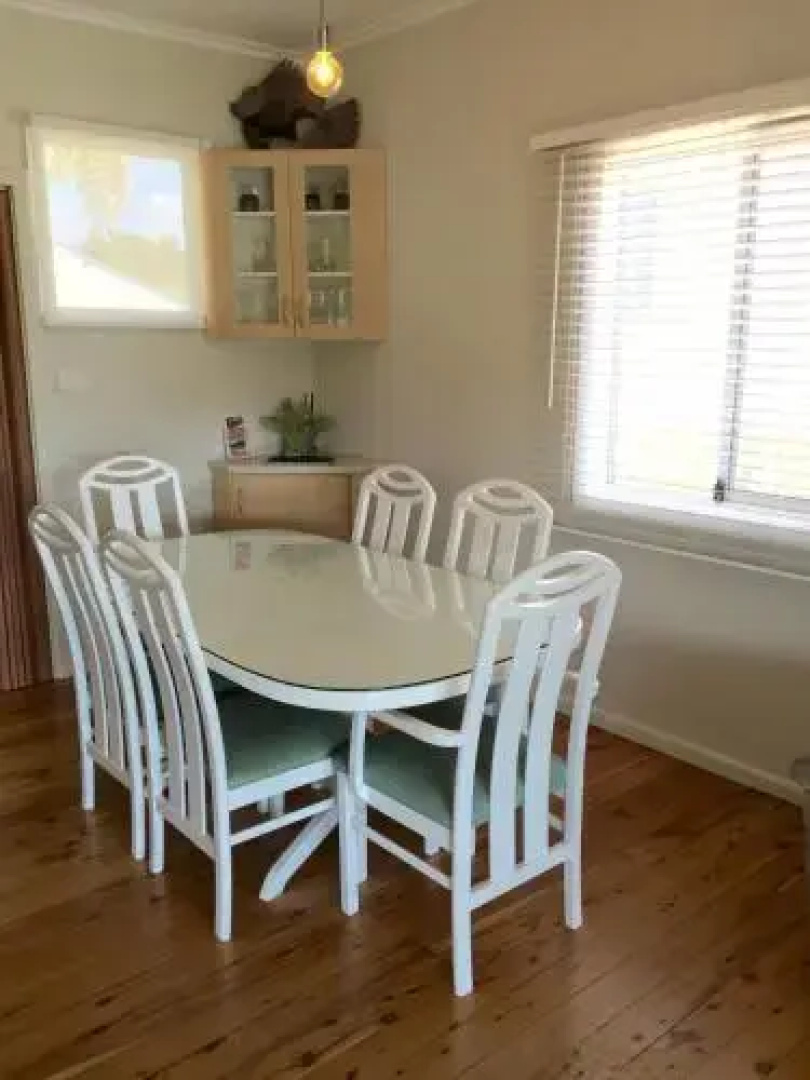 Pebble Bay Cottage