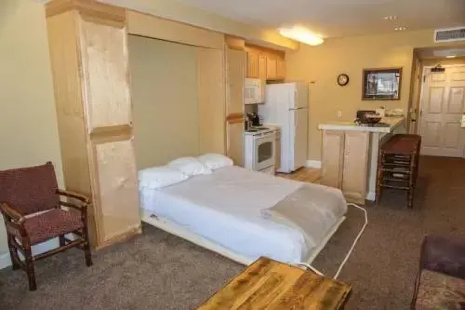 Mountain Club at Kirkwood - Ski In/Ski Out & Affordable Studio #225