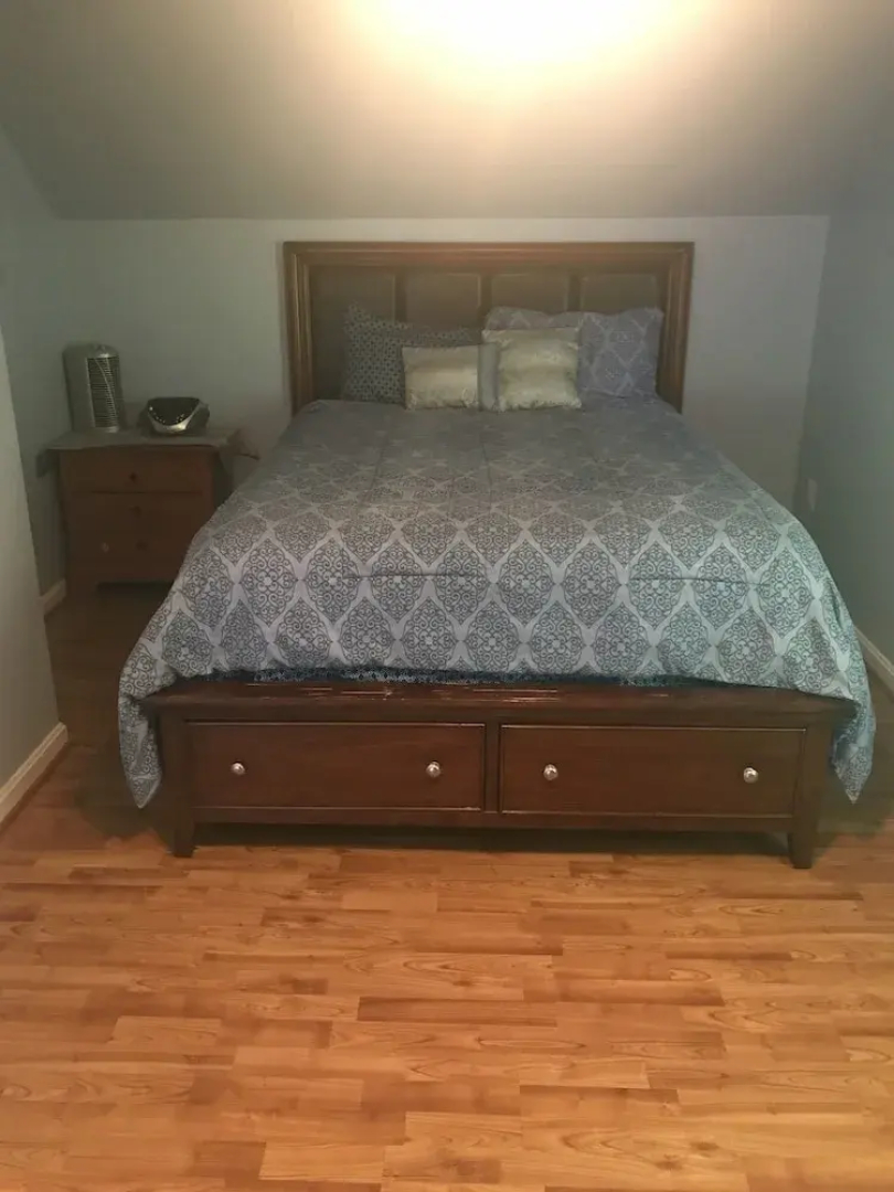 Annapolis home with many amenities