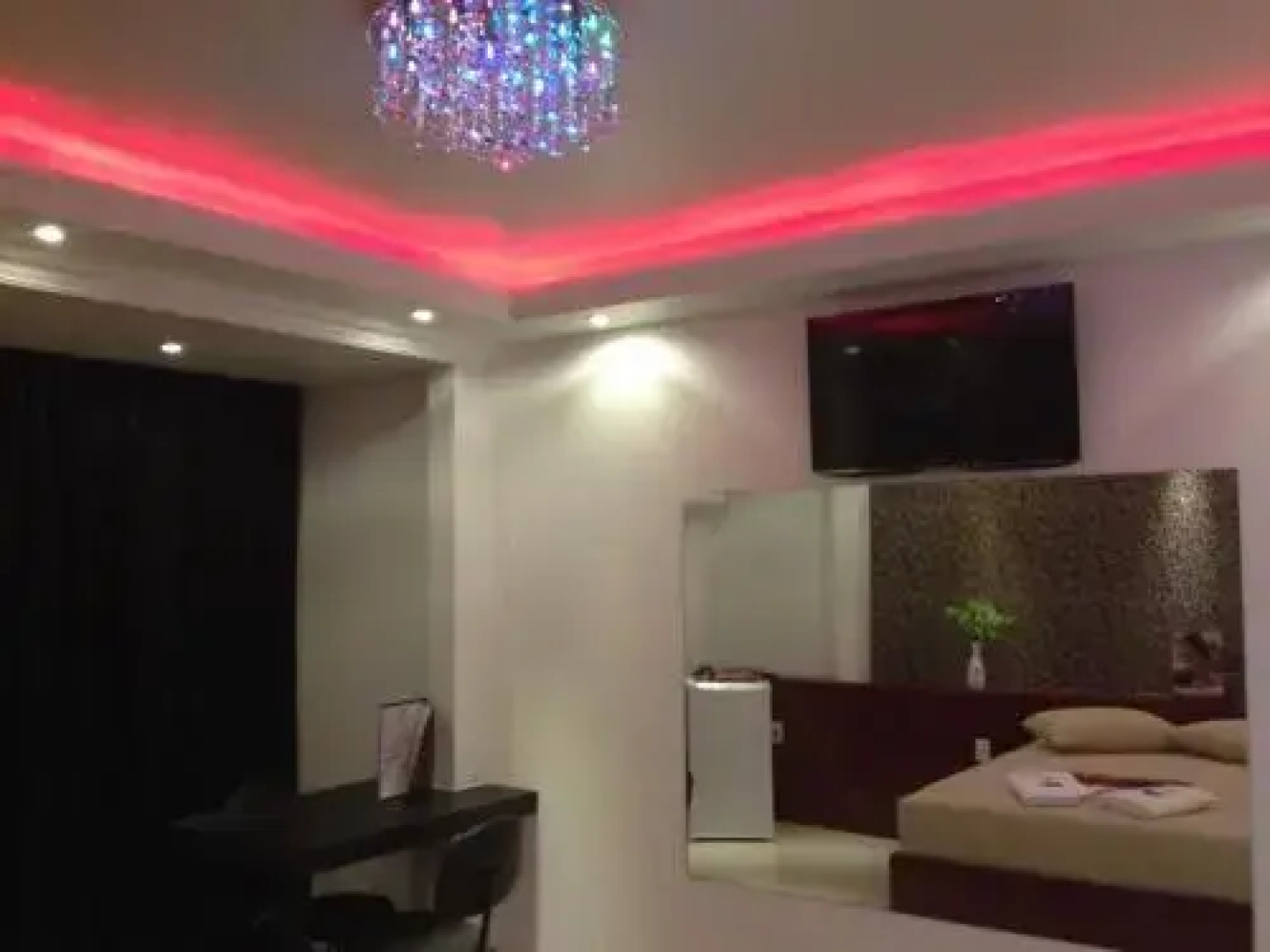 Petit Amour Motel