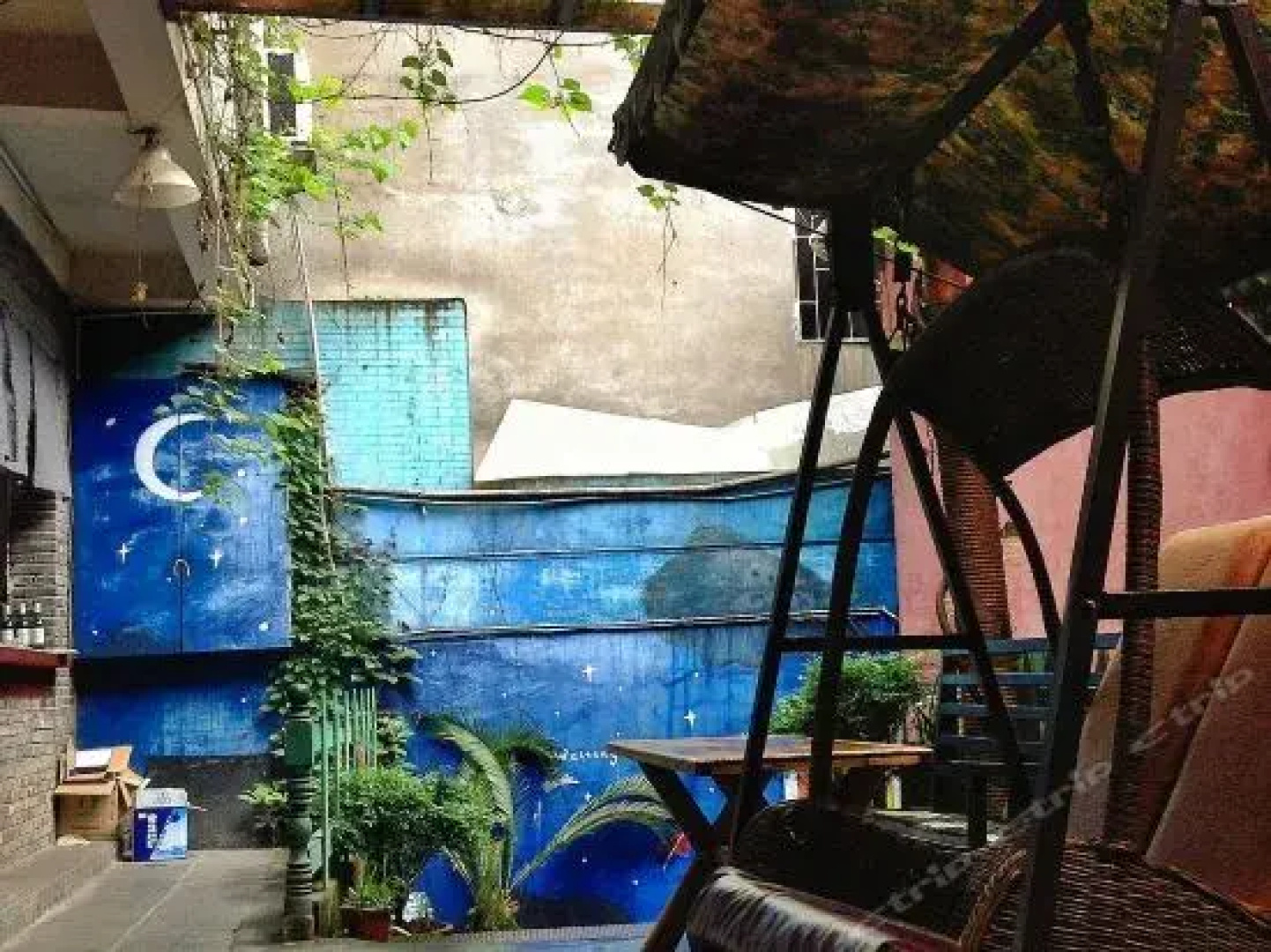 Fenghuang Border International Youth Hostel