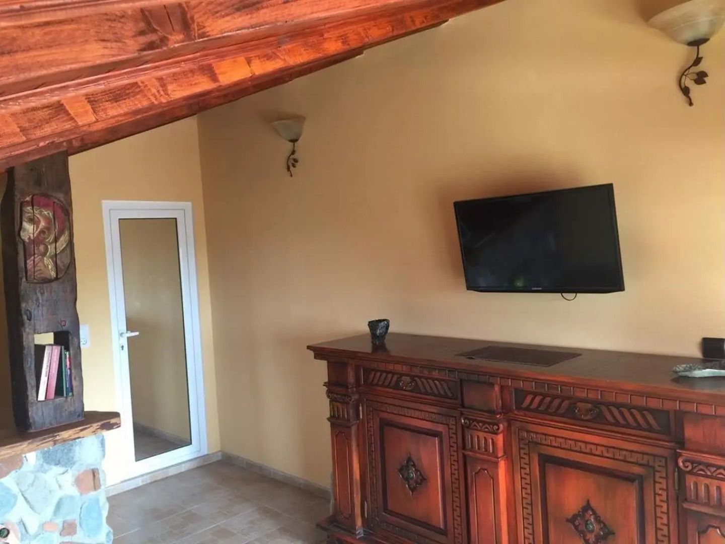 Sinemoria Guest House