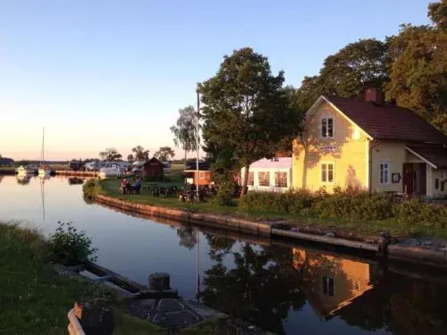 Jonsboda Café & Cottages