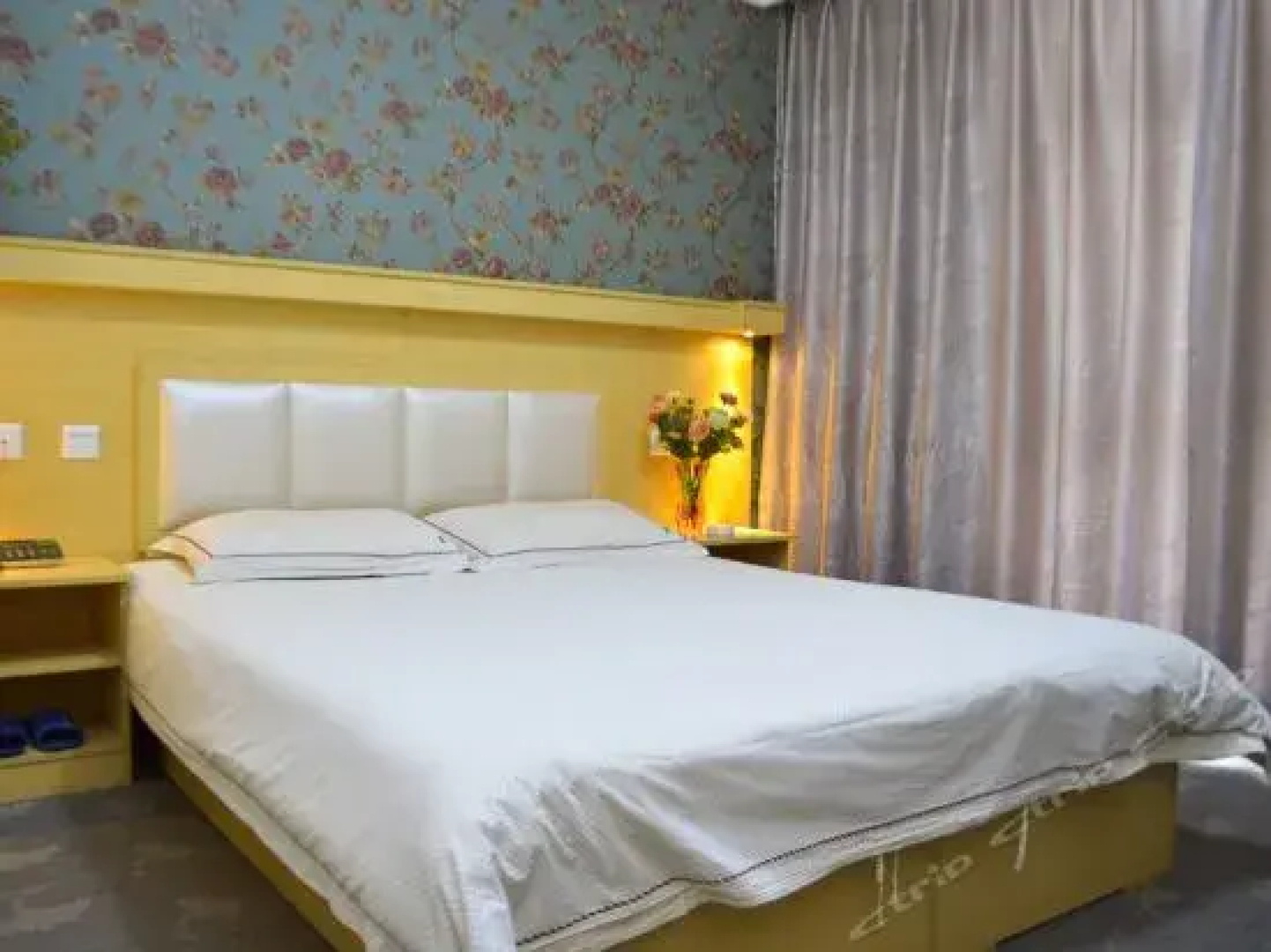 Huamushen Holiday Hotel