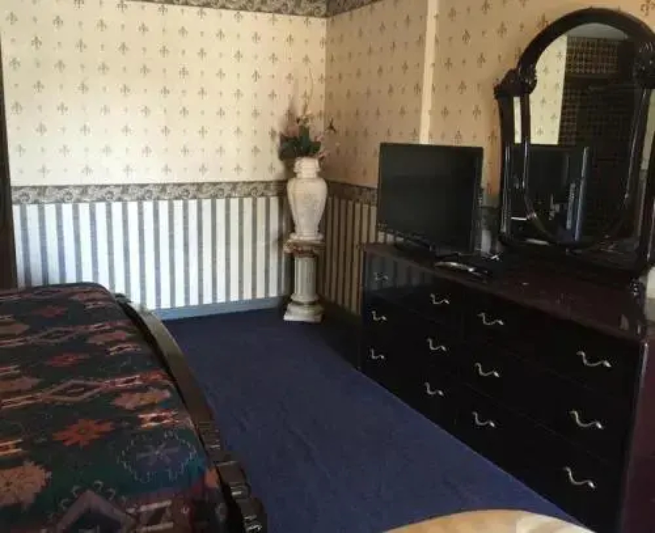 Royal Inn - Neptune