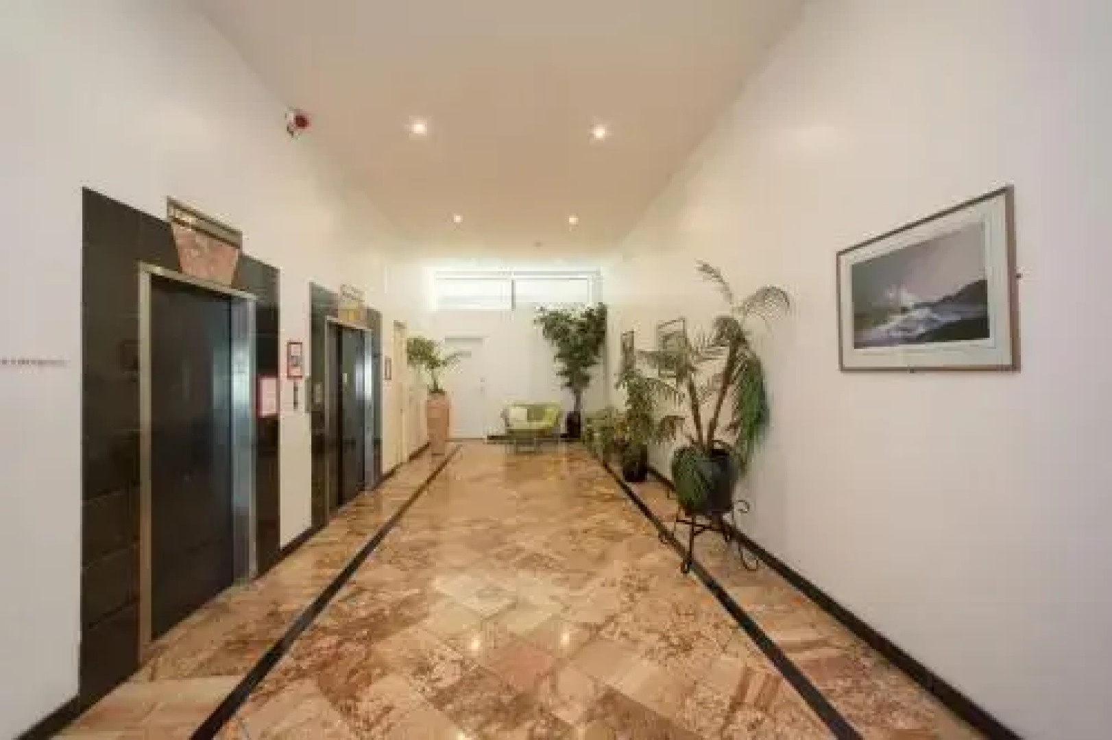 Sky Tower Stunner Apartment