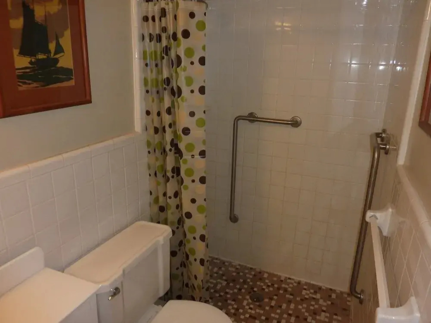 Very Nice - 3 Br Cottage