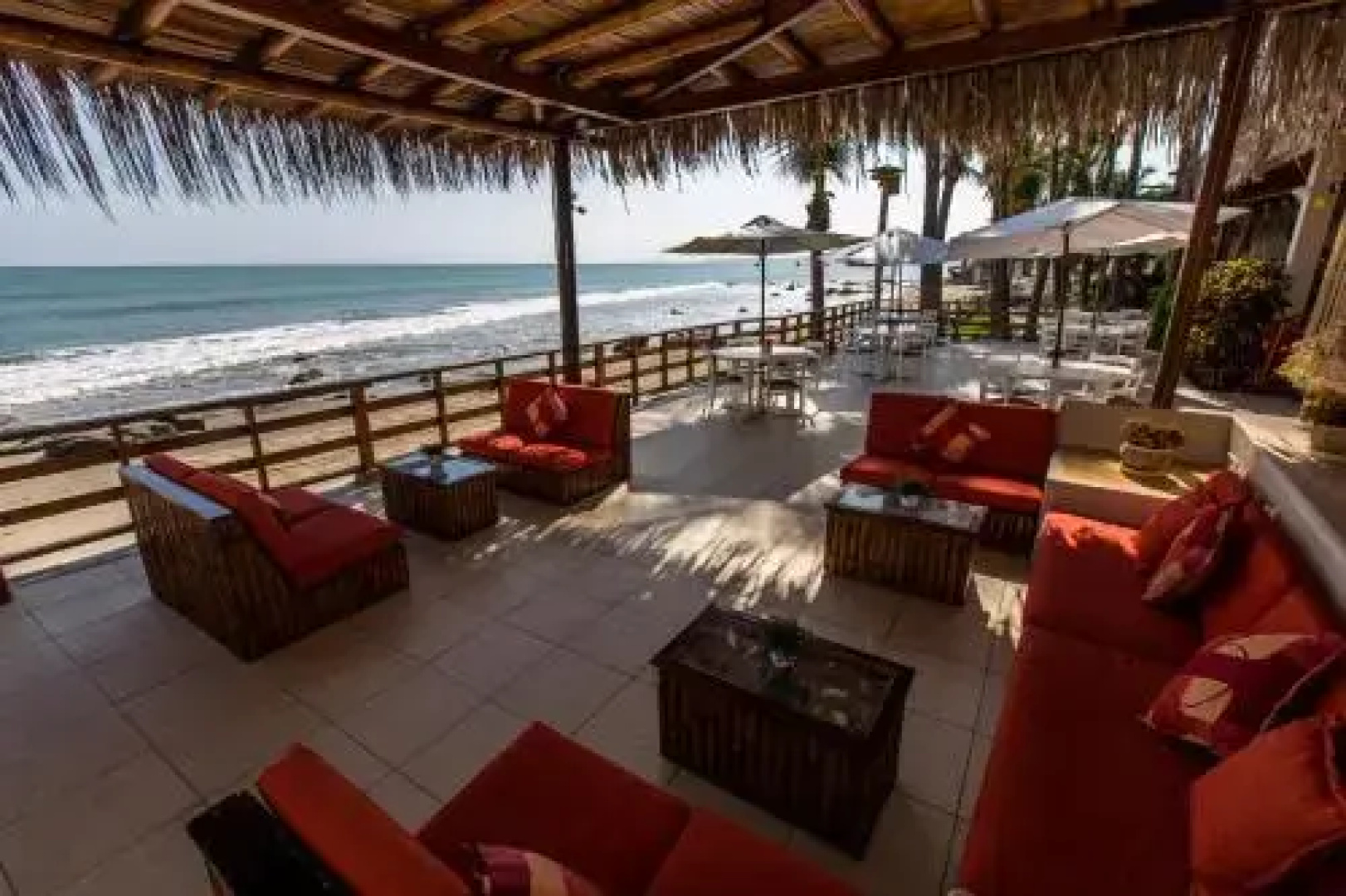 Casa de Playa Bungalows & Restaurant