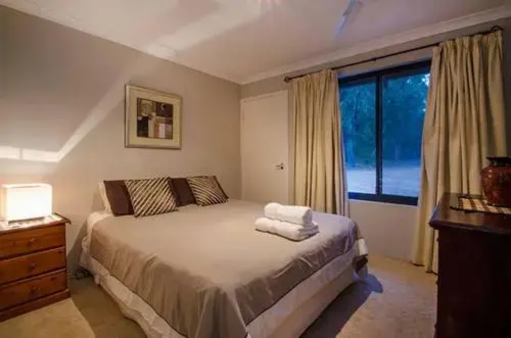 Yallingup pet friendly Bush retreat