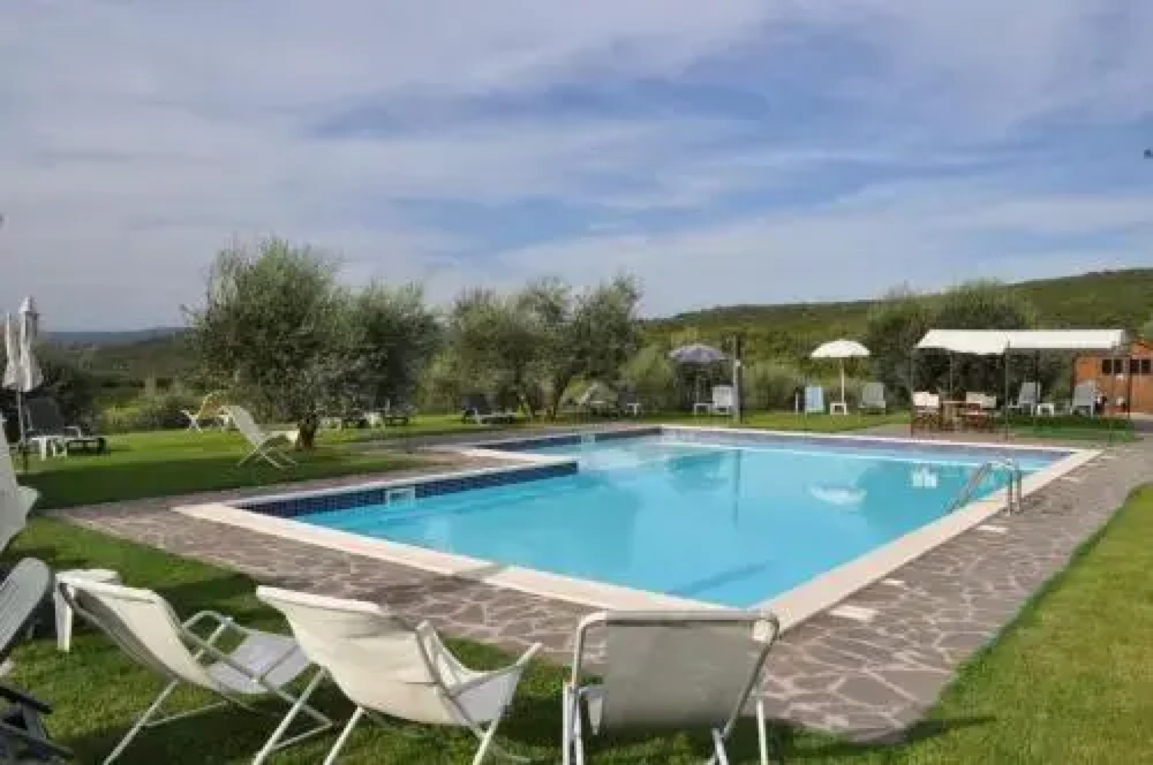 Tenuta Poggetti E Santa Laura