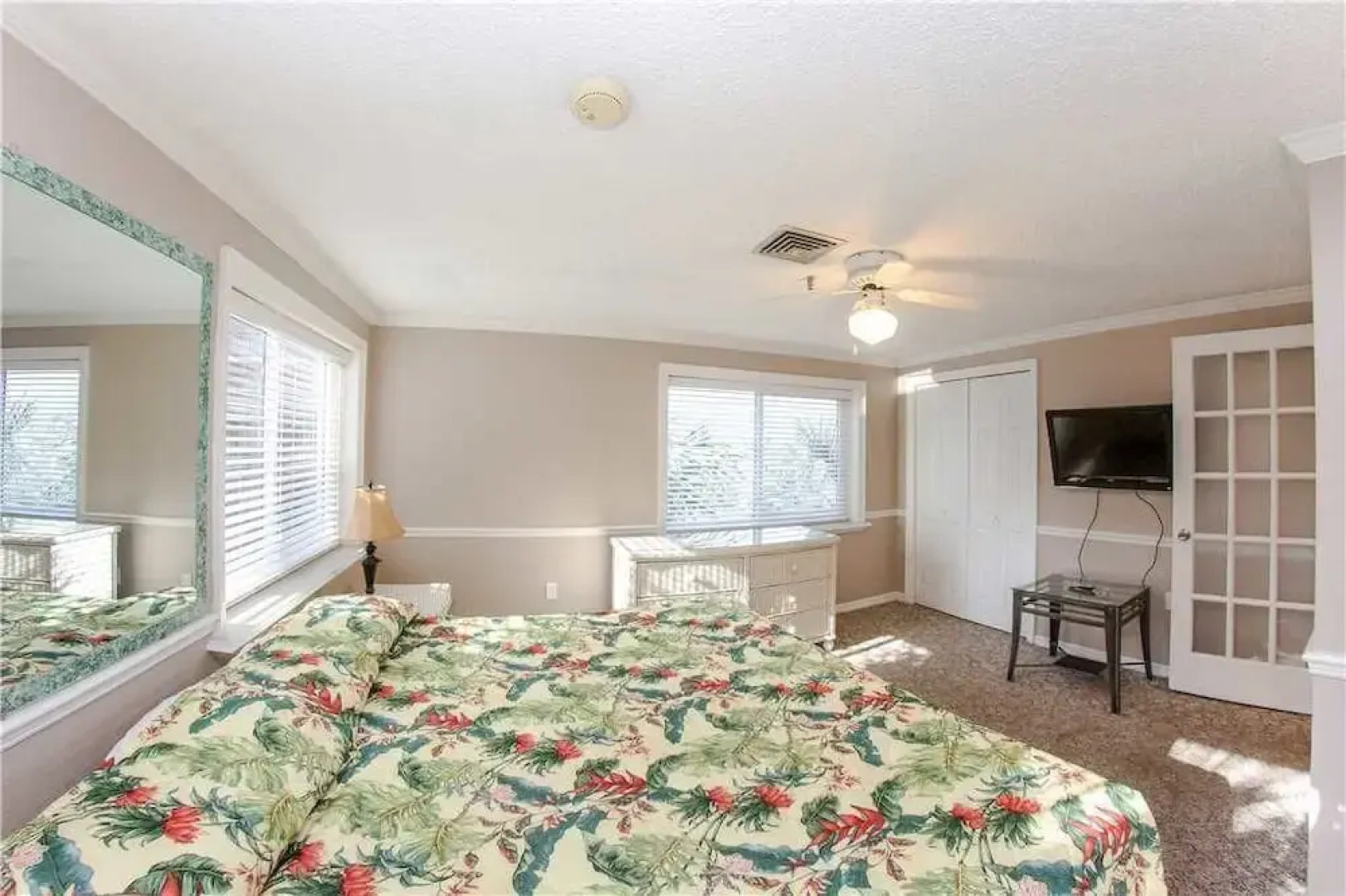 #302 Beach Place Condos