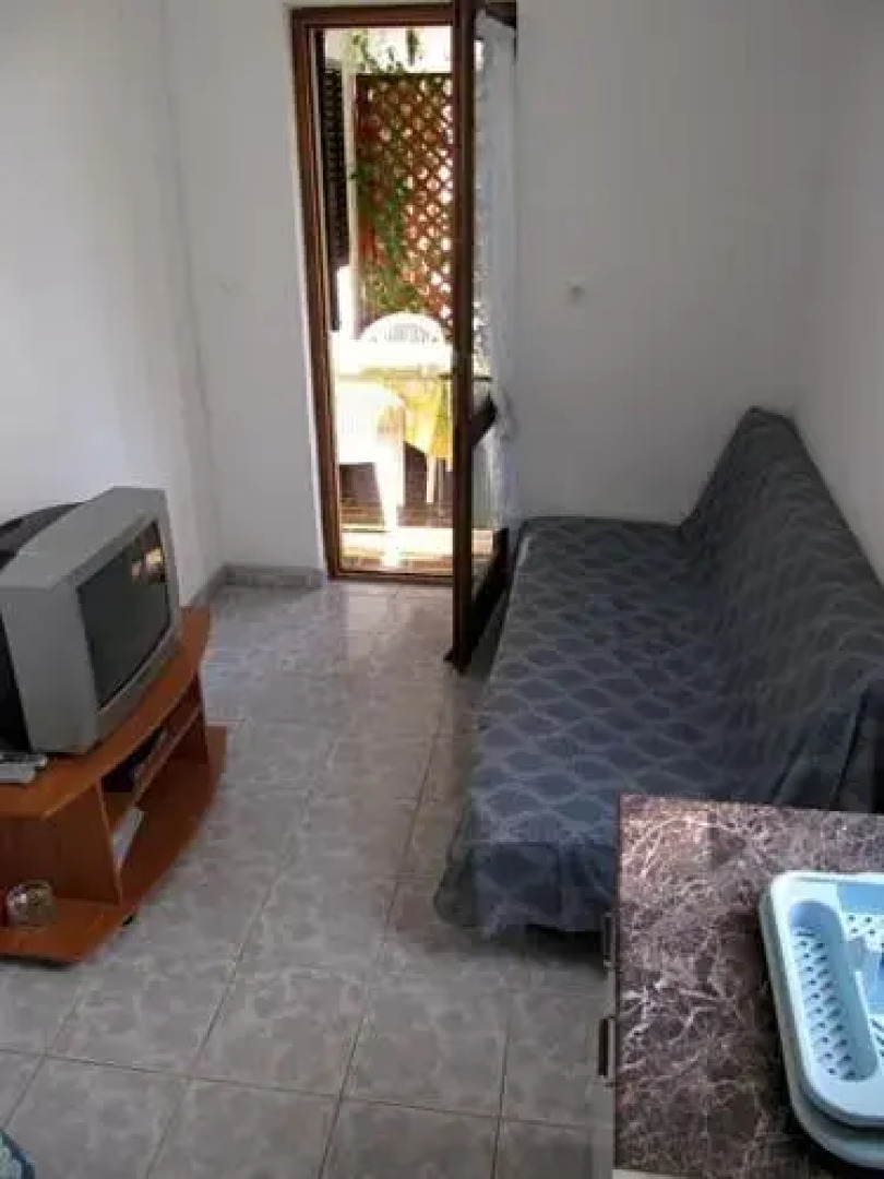 Apartments Folo