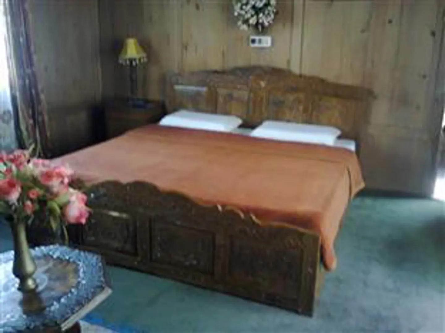 Lake Guest House Srinagar