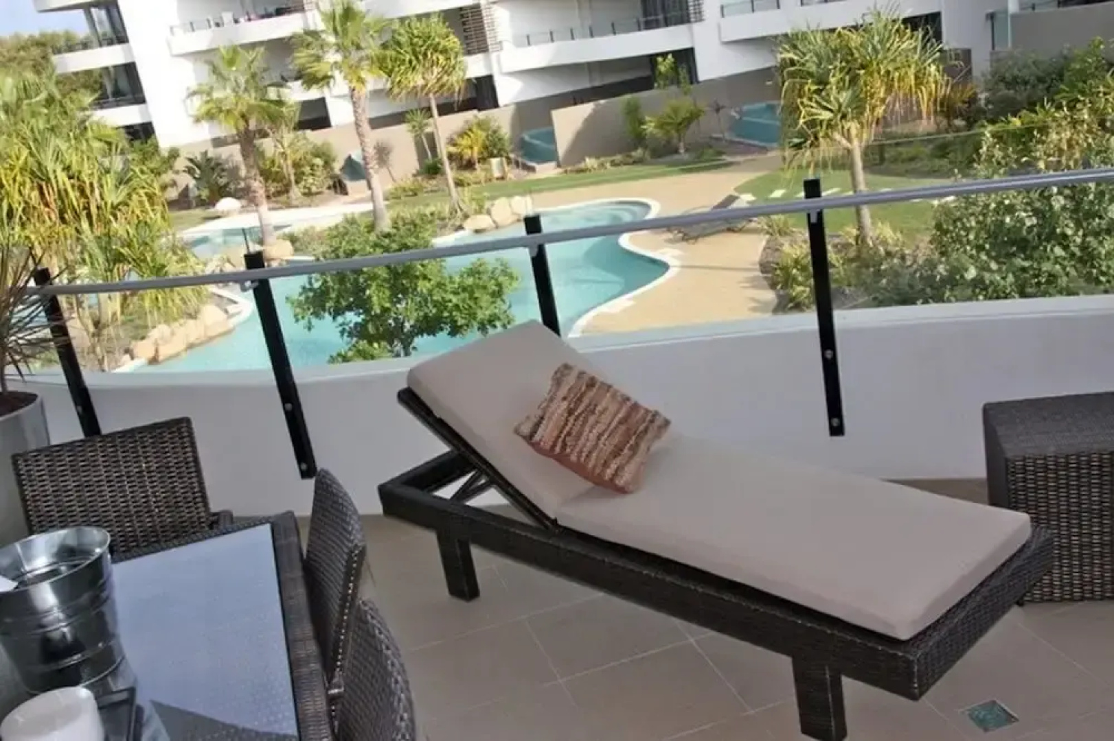 Cotton Beach Apartment 36 With Pool Views