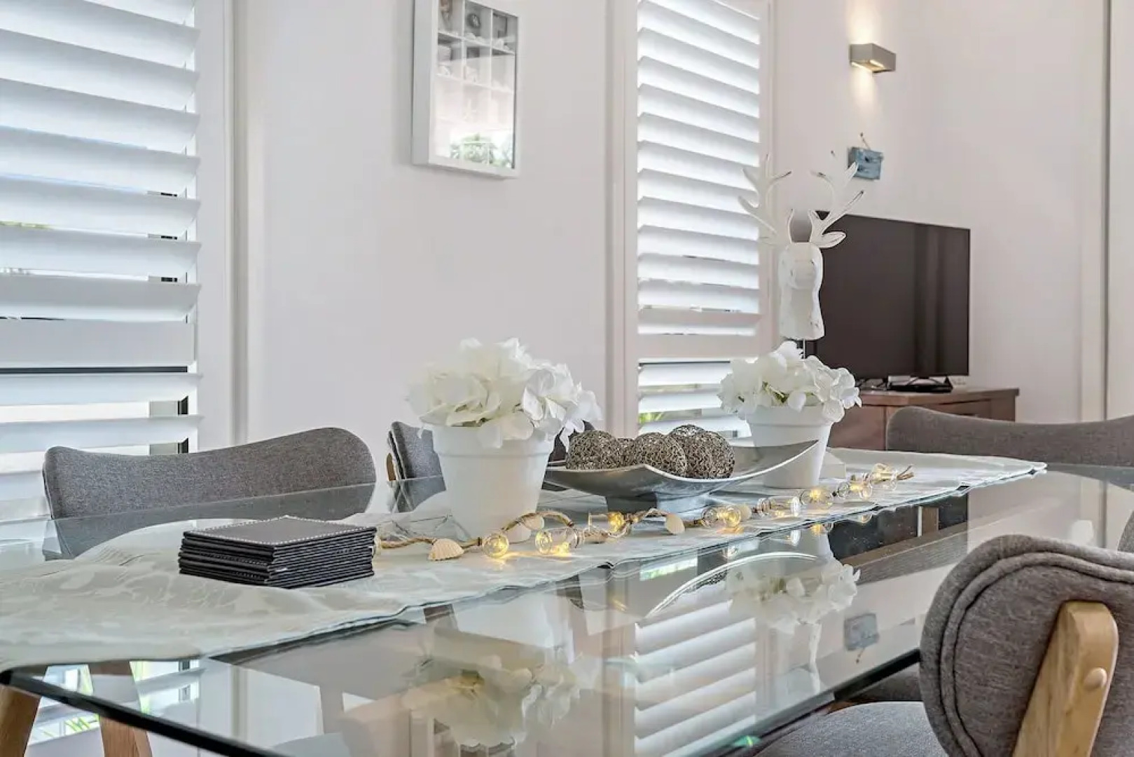 Sandy Point Road, 7A