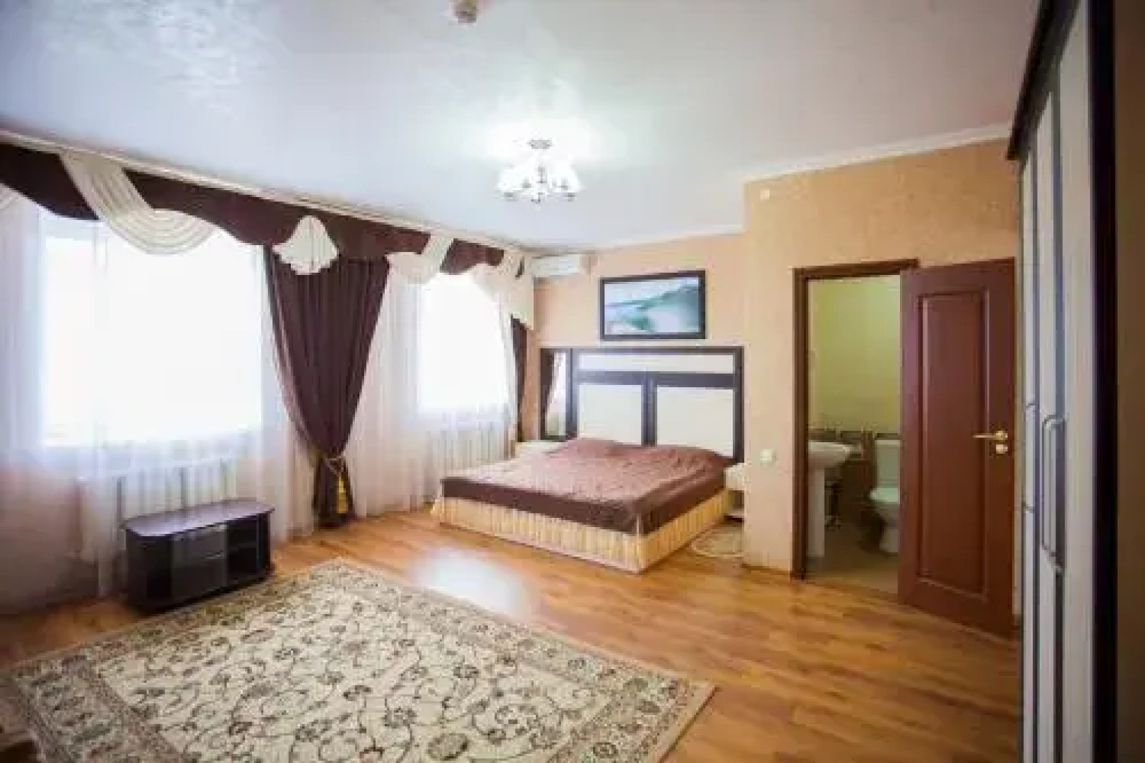 Jumbaktas Borovoe Hotel