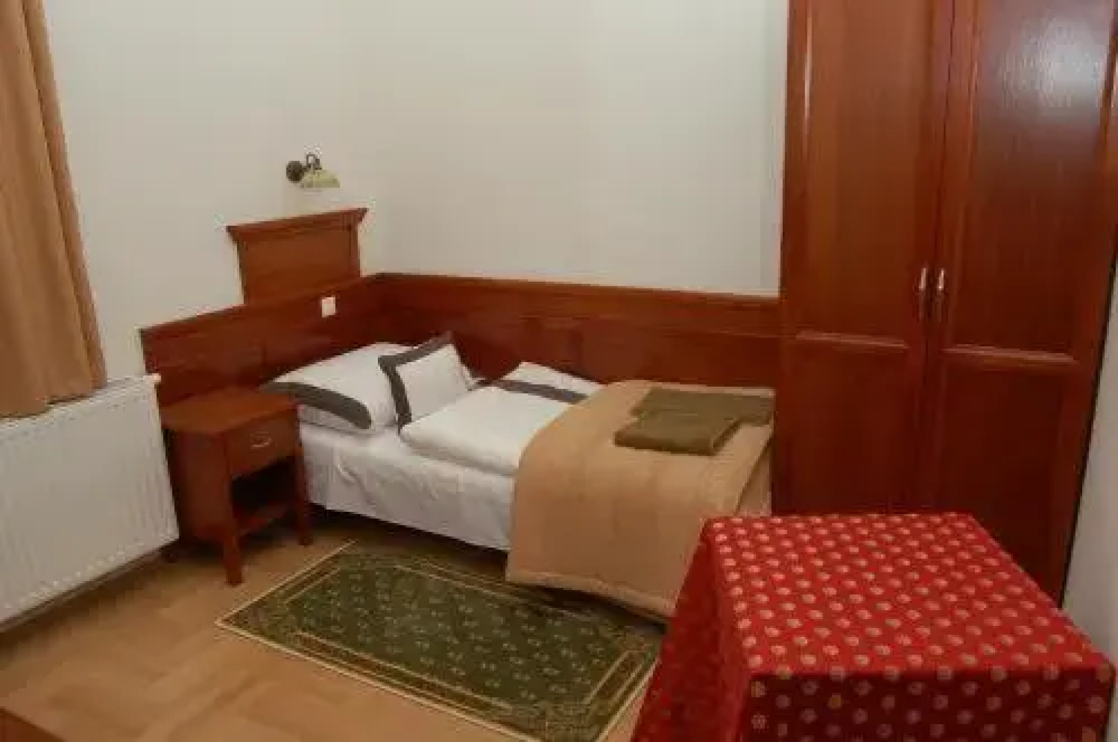 Hotel Kardosfa