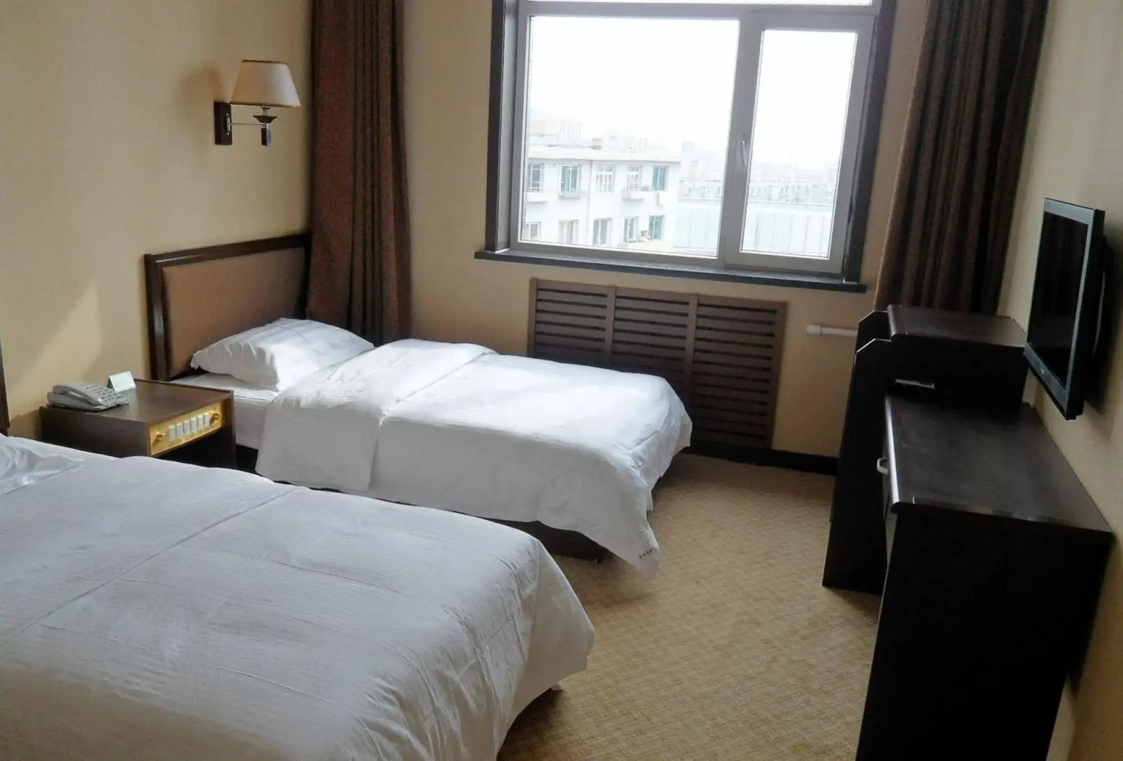 Dalian Jinniu Hotel