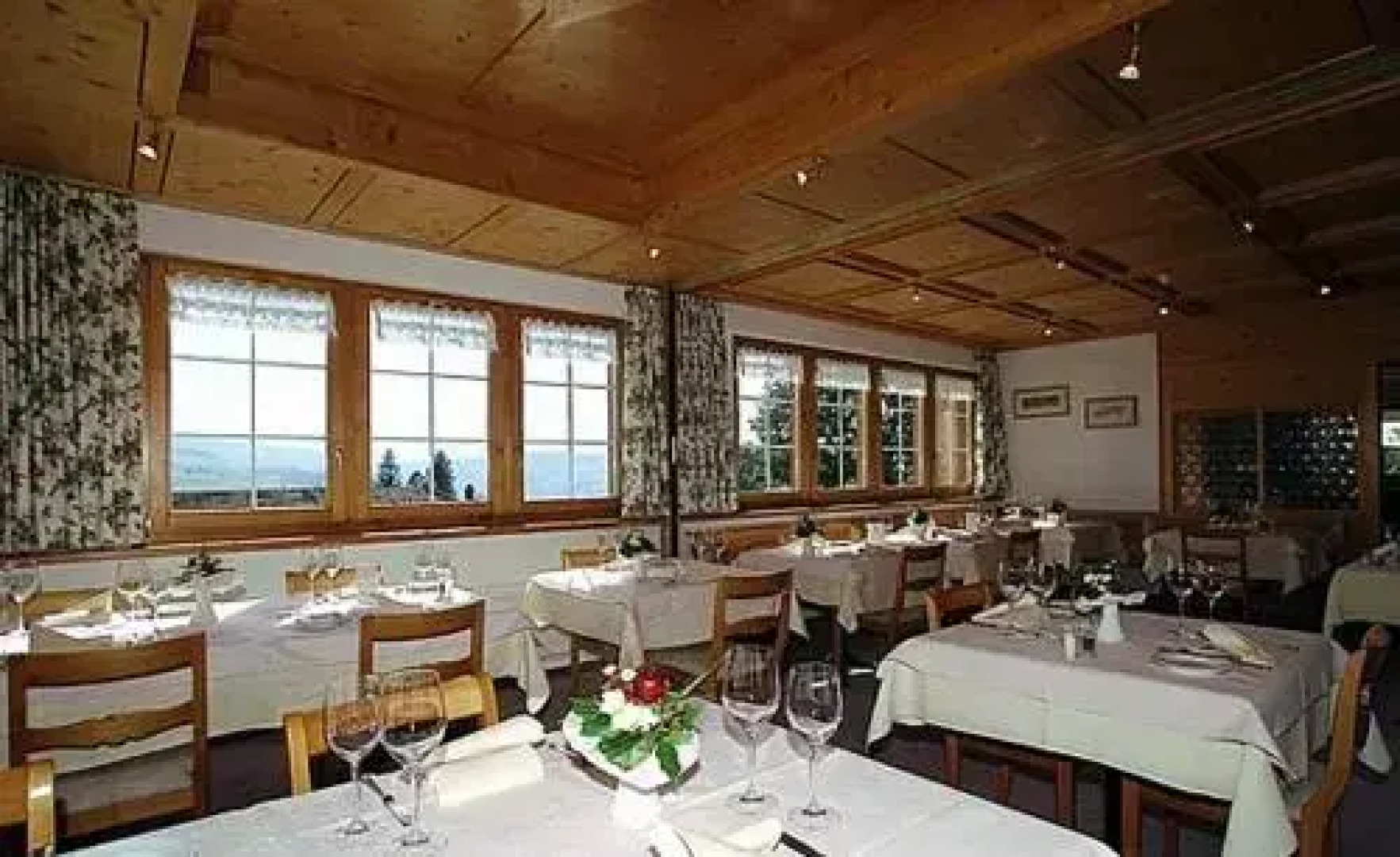 Ferien - & Seminarhotel Chäseren