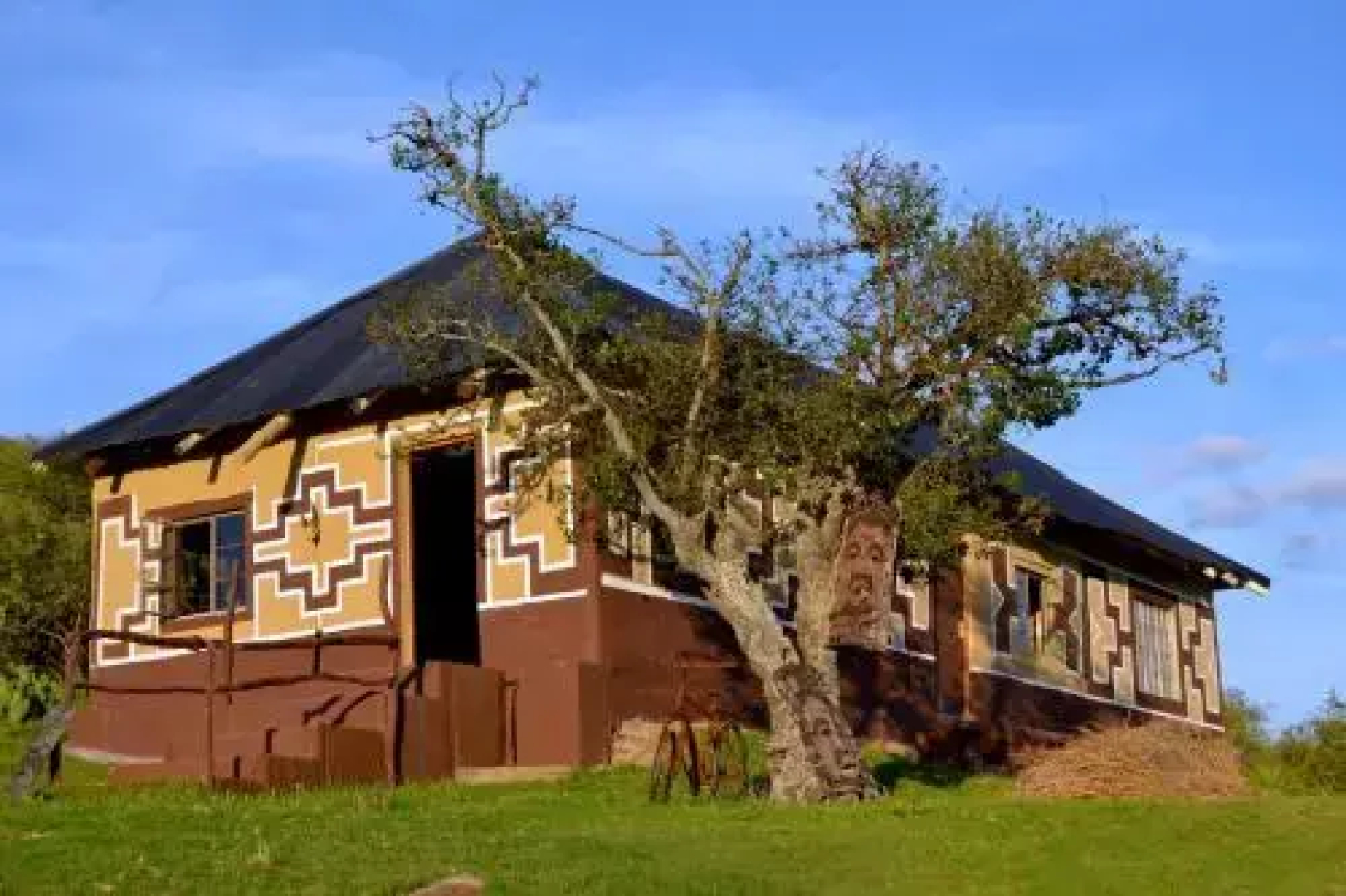 Addo Palace Bush Huts