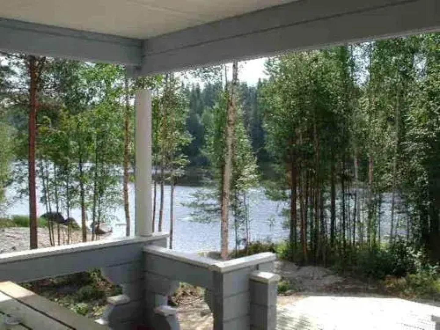 Large timber villa with splendid scenery and nature