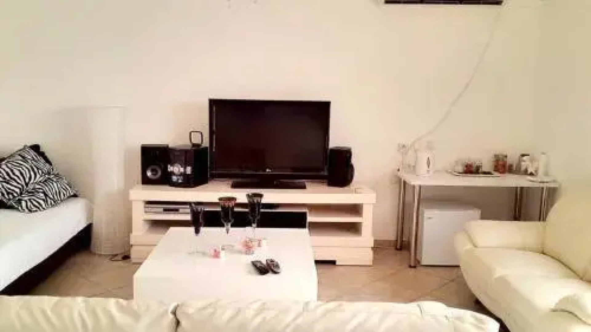 Desert Pearl Holiday Home