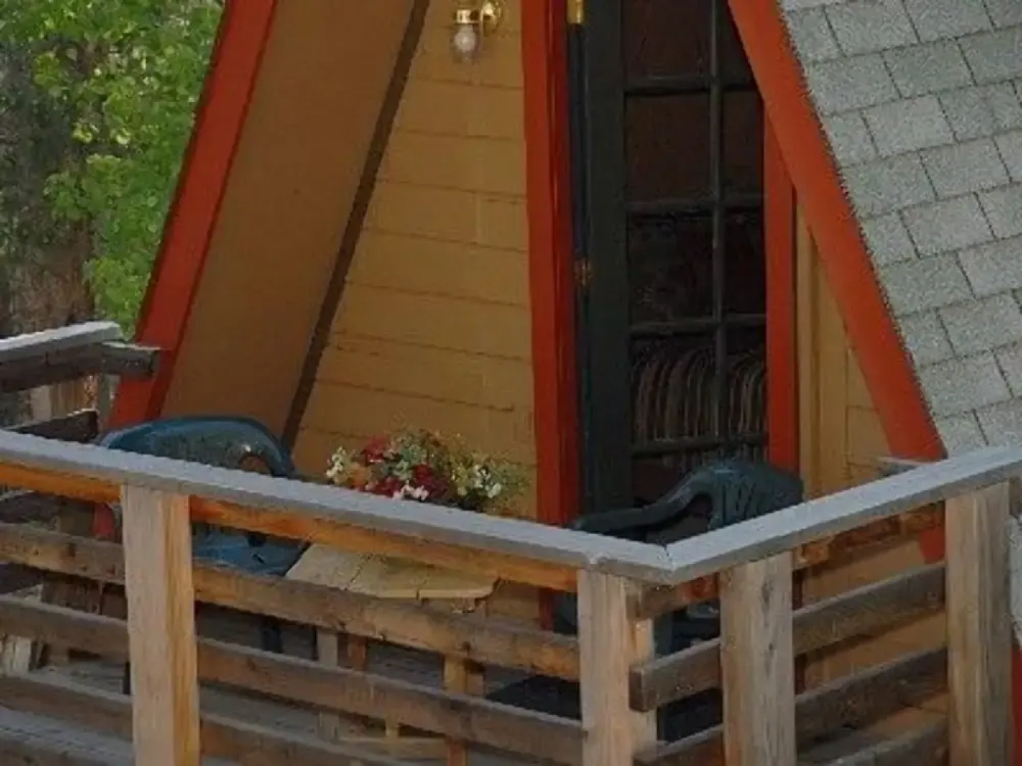 Secluded Chalet at Fawn Trail Junction