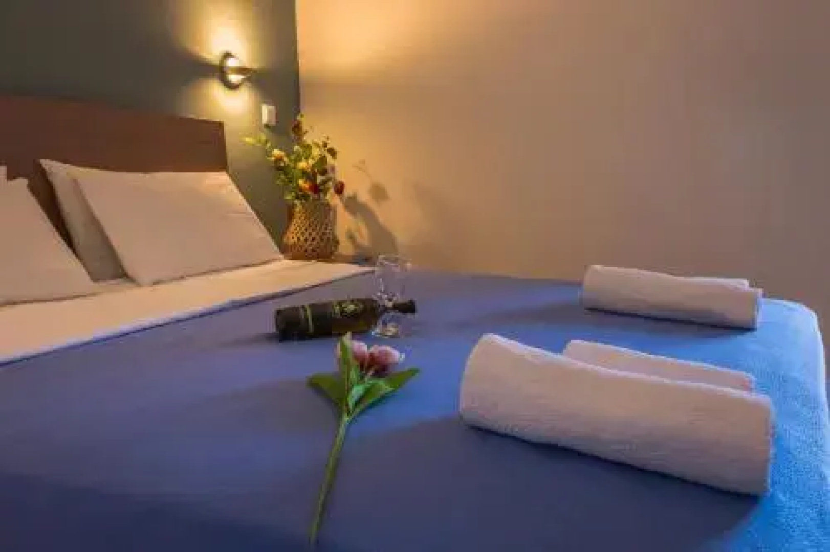 Anthoussa Rooms