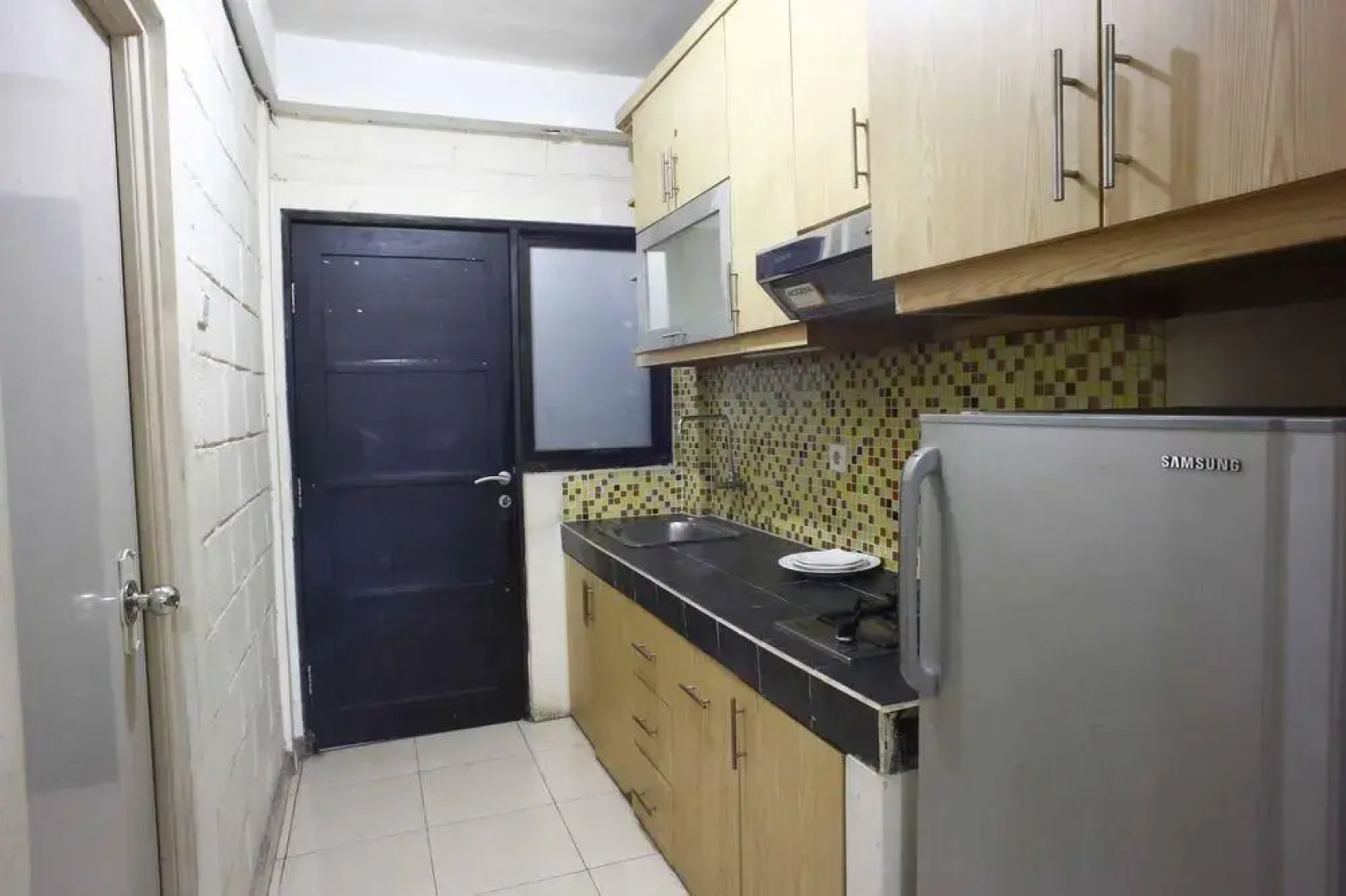 RedDoorz Near Teras Kota