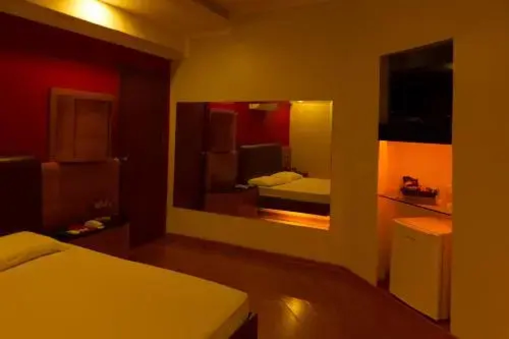 W Motel ( adults only)