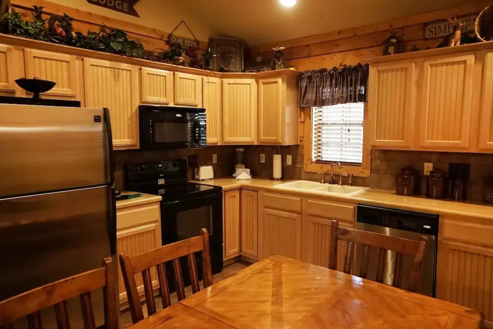 Cabins at Grand Mountain by Thousand Hills Resort