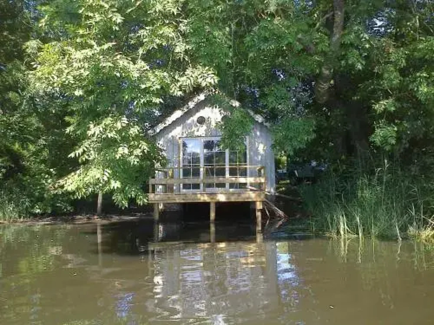 La cabane sur leau
