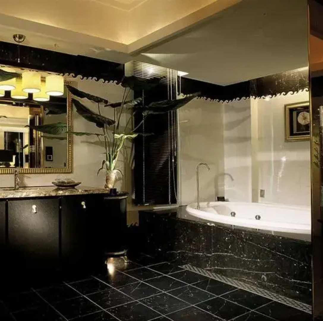 Shininghouse Classical Motel