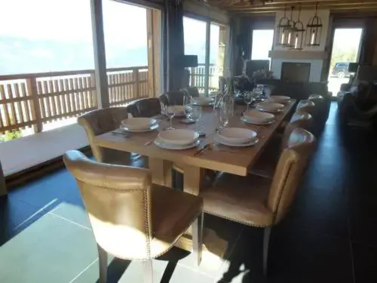 Adele SKI IN & SKI OUT chalet 10 pers