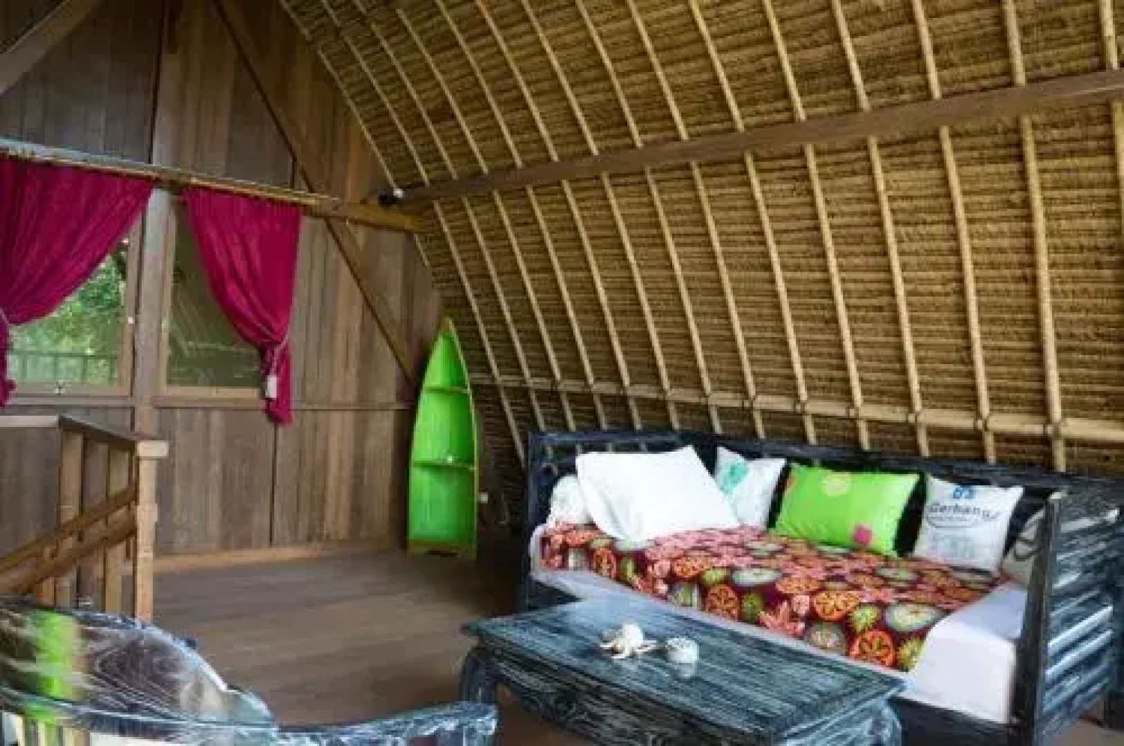 Kuda Laut Bungalows & Diving