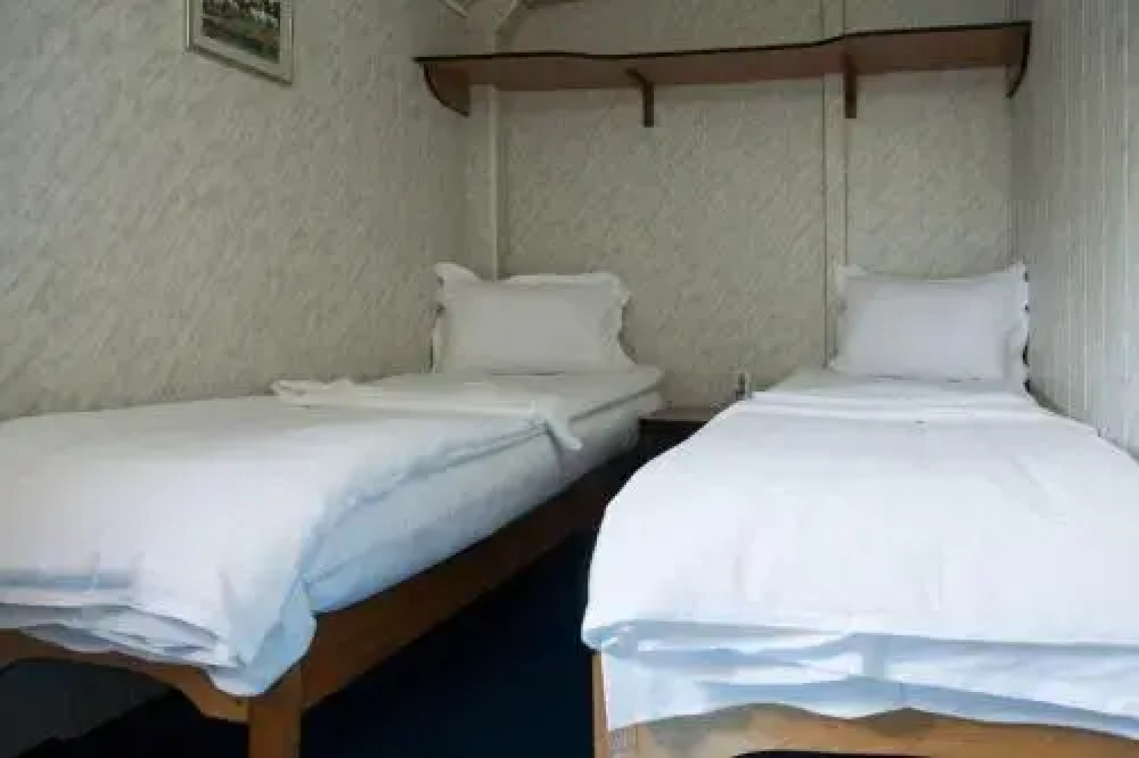 Hotel Plutitor Pelican Tour