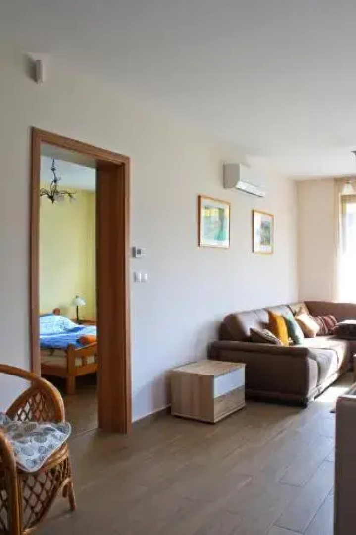 Strand Apartmant