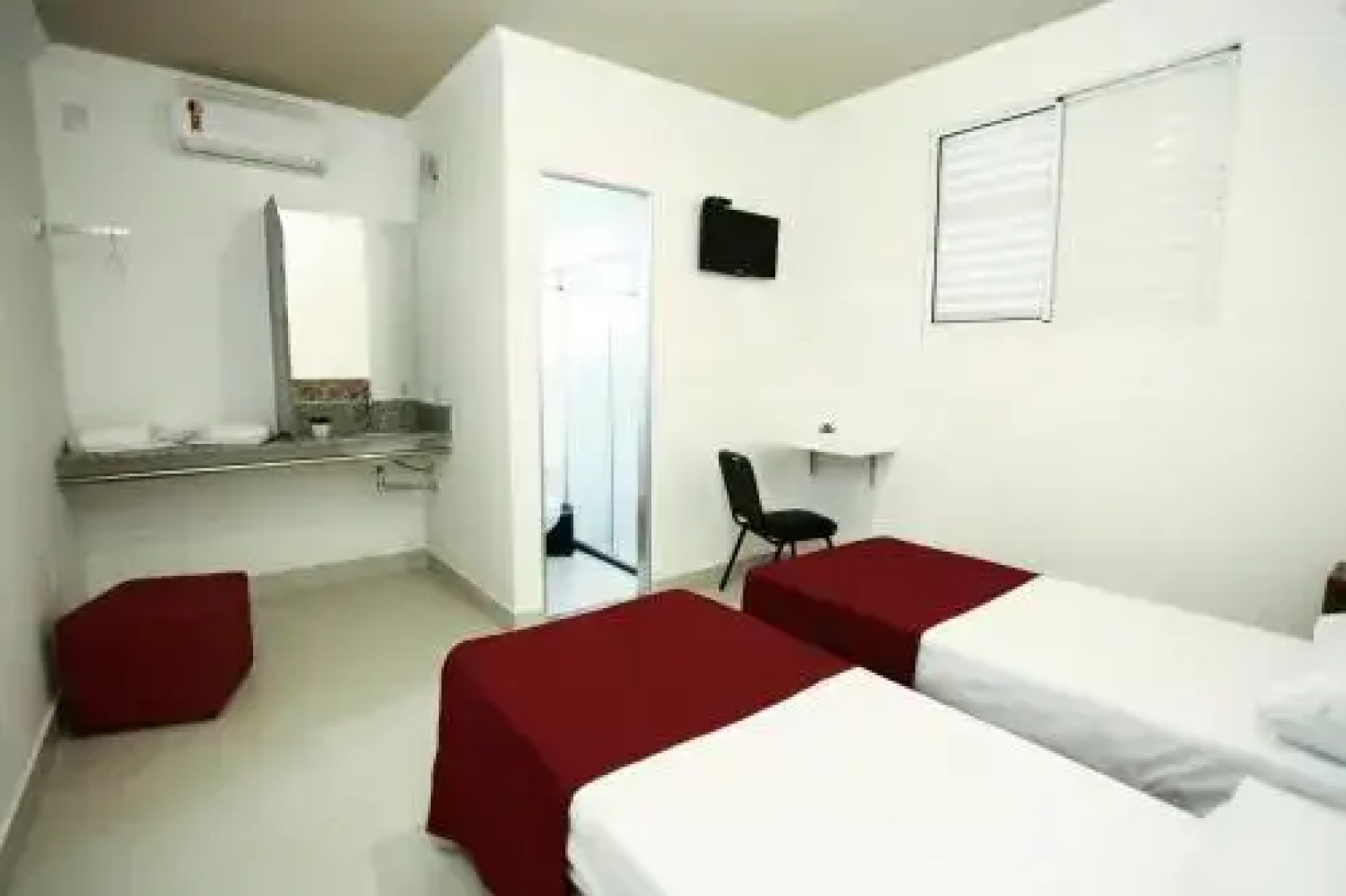 OYO Hotel Economy