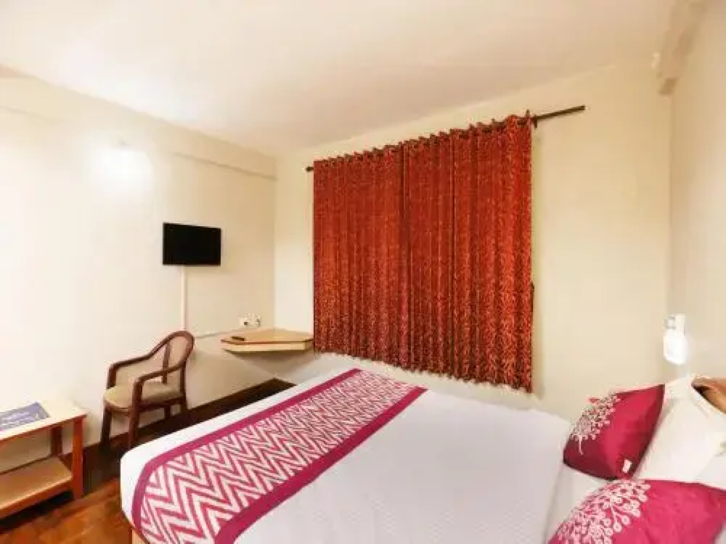 Royal Hotel