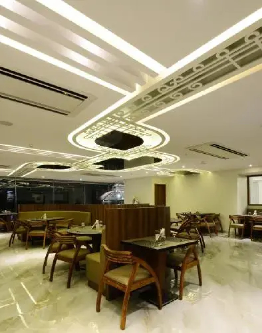 OYO Premium Jubilee Hills