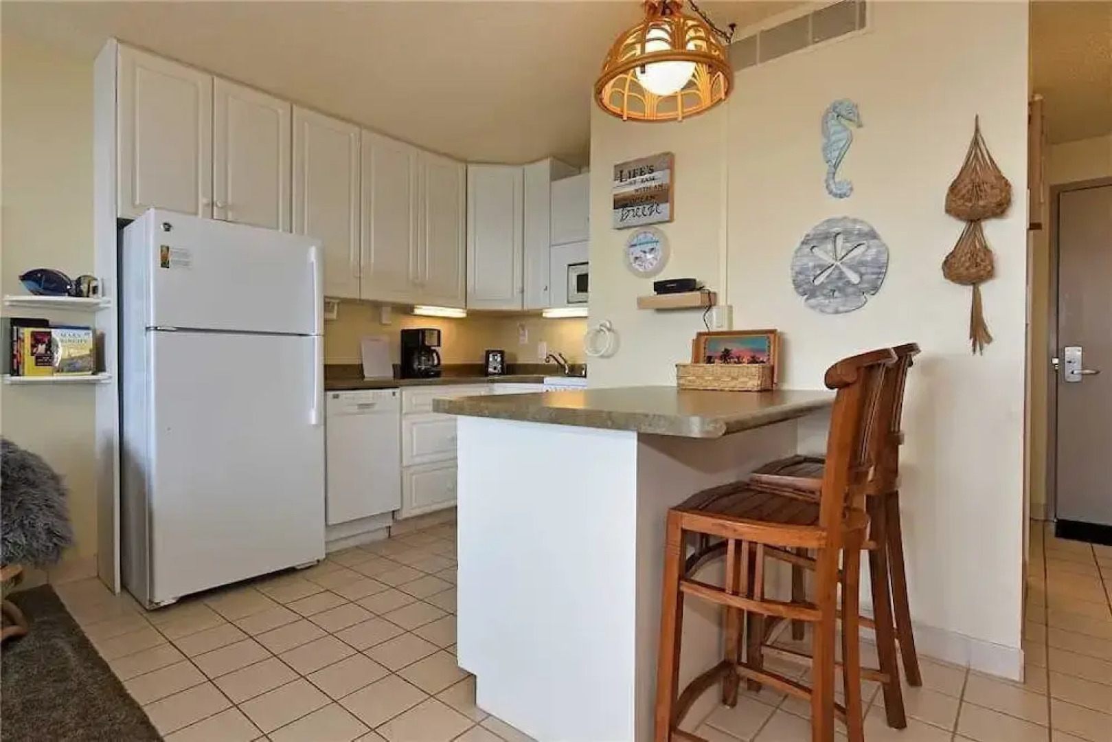 Valley Isle 107 by RedAwning