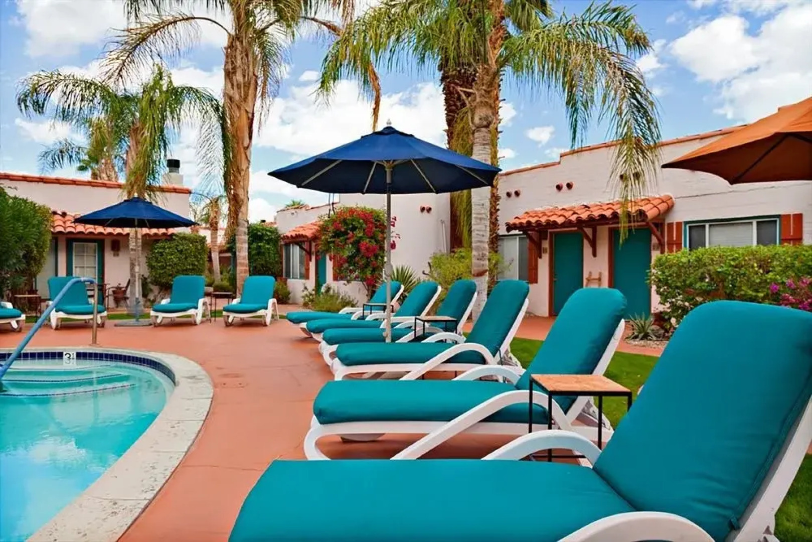 Casitas Laquita A Women's Resort (отель для женщин)