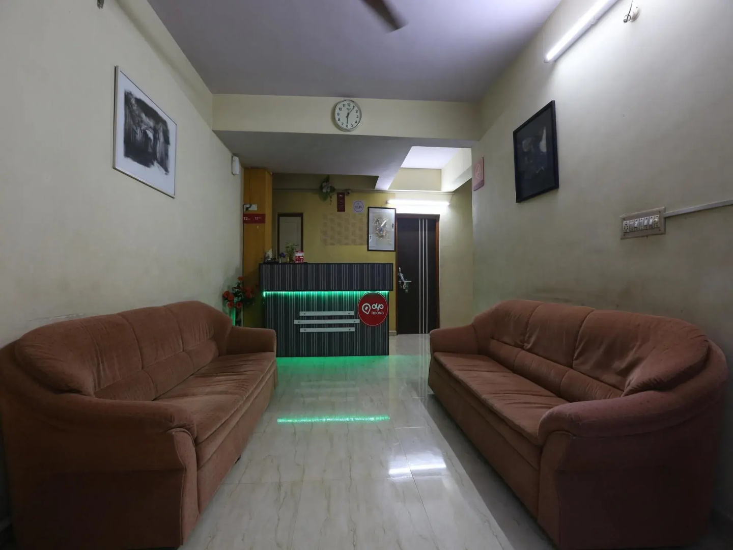 OYO Rooms Sanganva Chowk Trikon Baugh