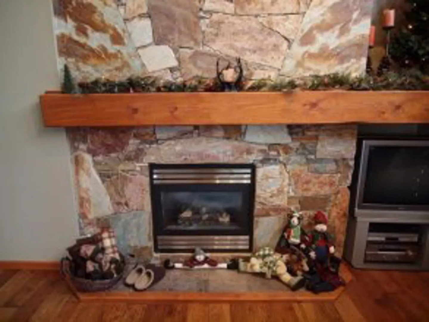 Mountain Town Properties White Wolf 1
