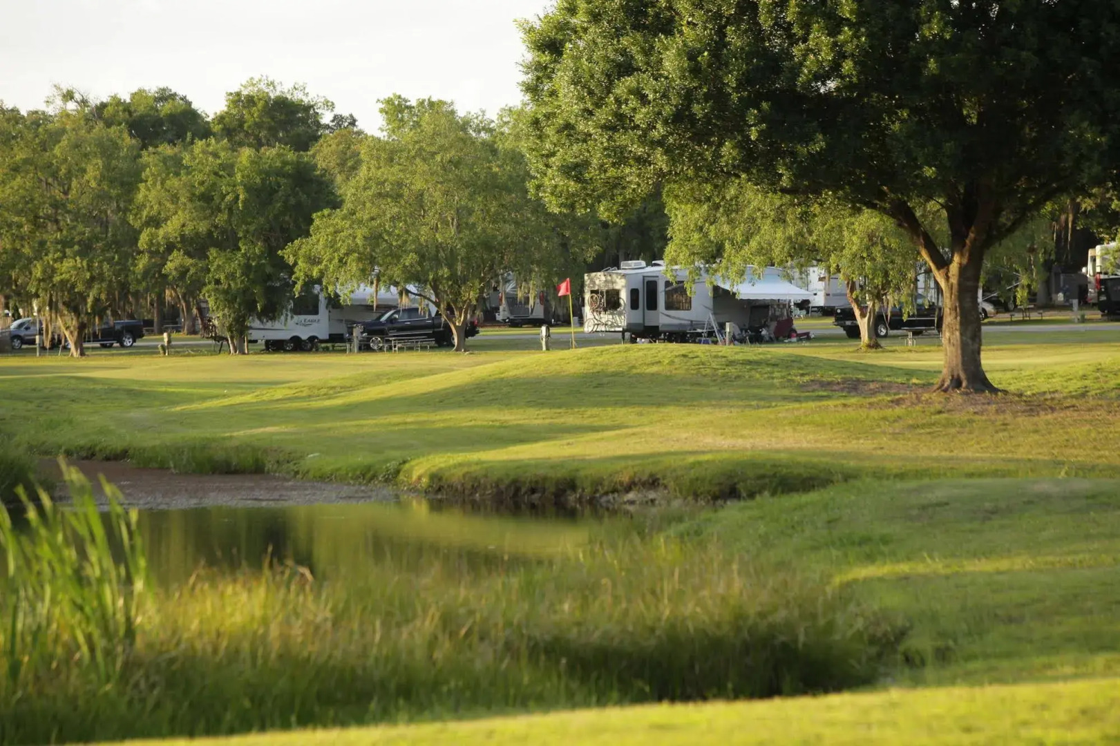 Clerbrook Golf & RV Resort - Caravan Park
