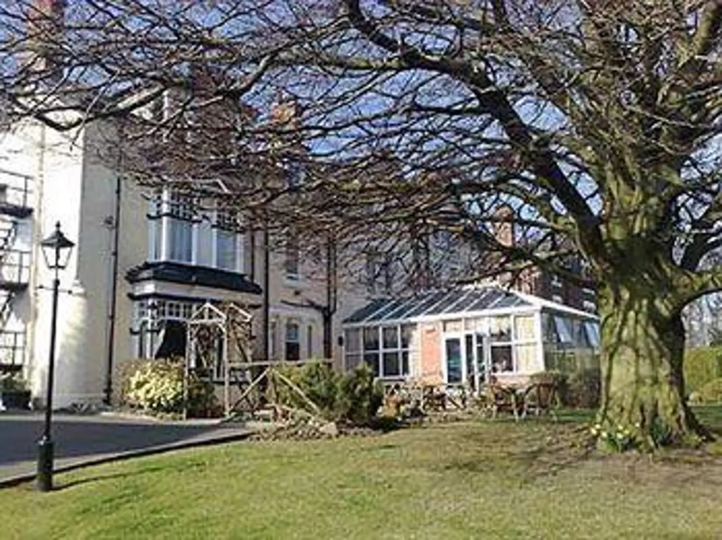 Claireville Hotel