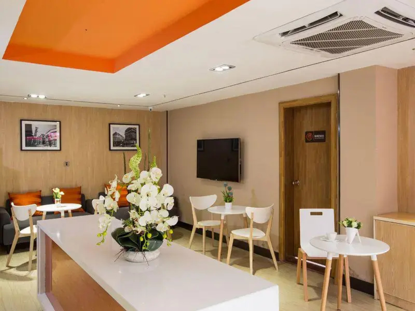 7 Days Inn Yangjiang Yangxi Pedestrian Street Branch