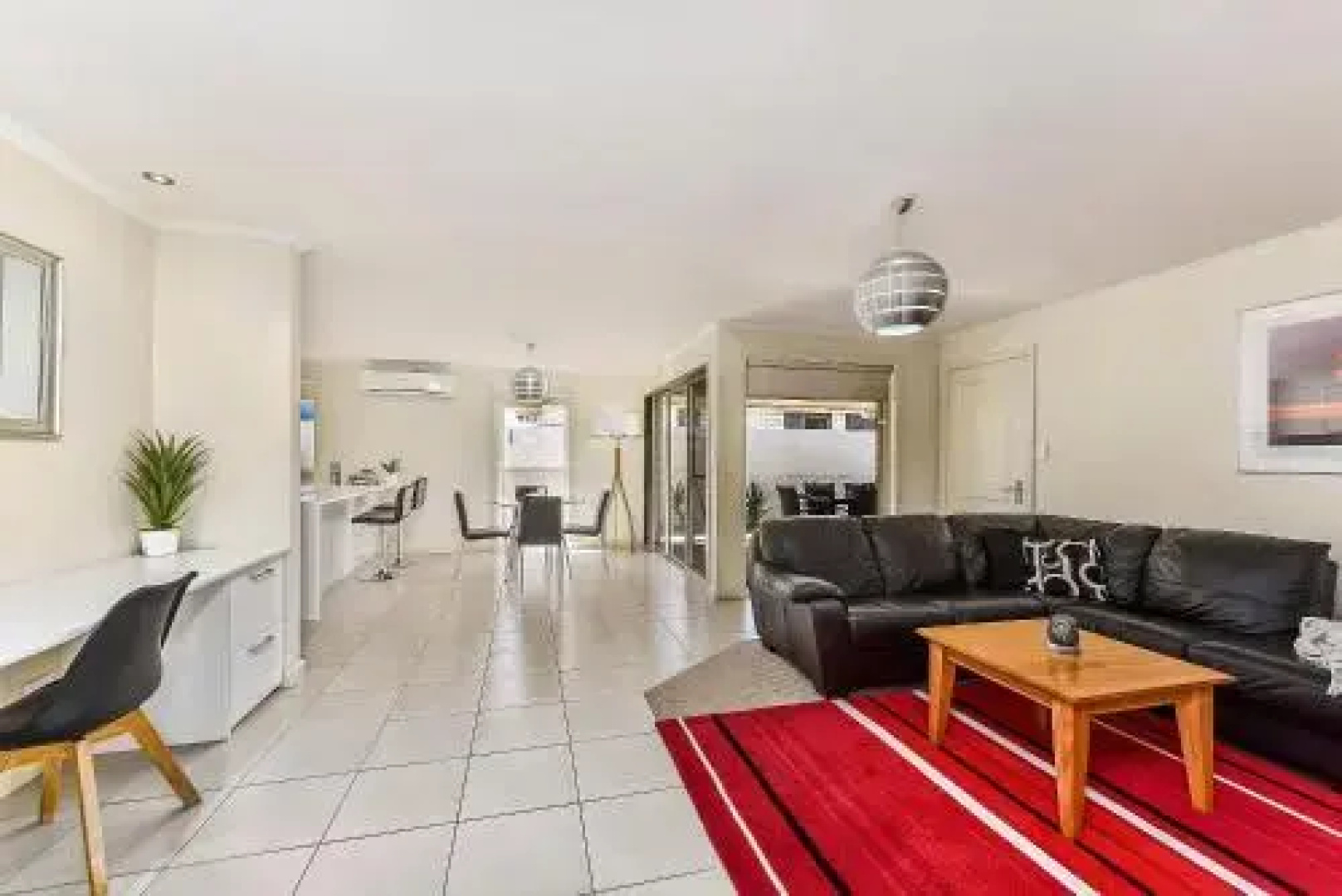 Fringe Apartments